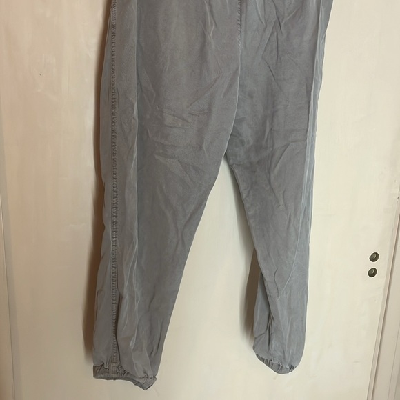 On The Road women’s khaki / Gray Joggers size large - preowned - Picture 8 of 9